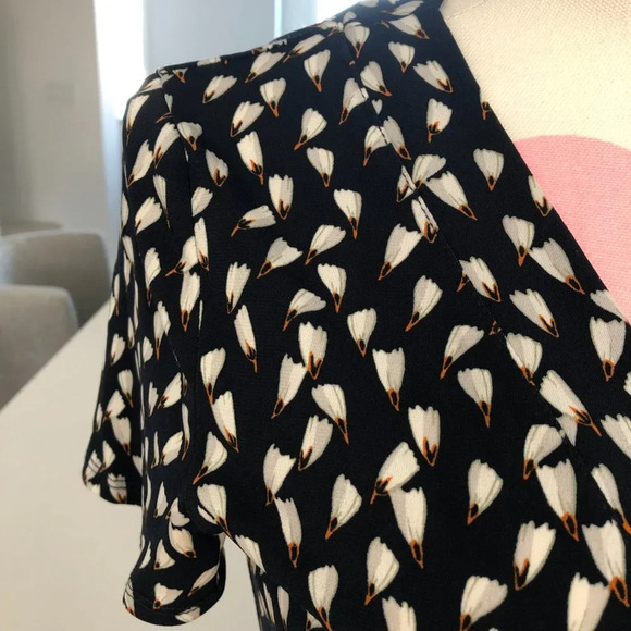 Mango Basics Short Sleeve Print Pattern Wrap Dress in Navy White Gold Size XXS - Picture 5 of 12